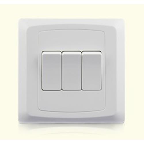 3 GANG 2 WAY PLATE SWITCH