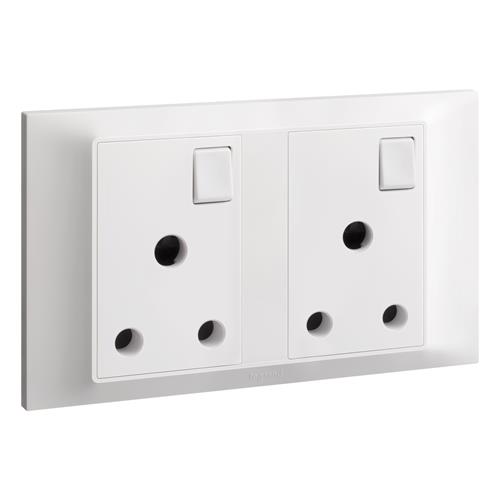 DOUBLE BS15 SW SOCKET OUTLET