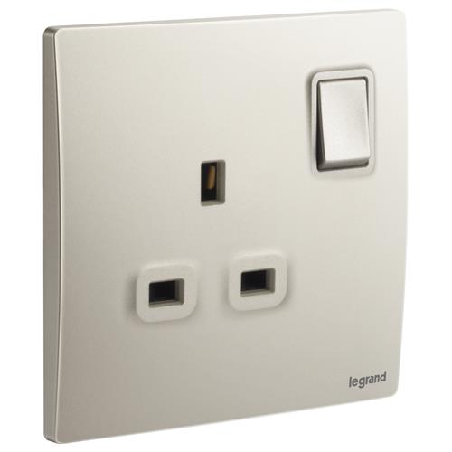 1G BS 13A DP SWITCHED SOCKET