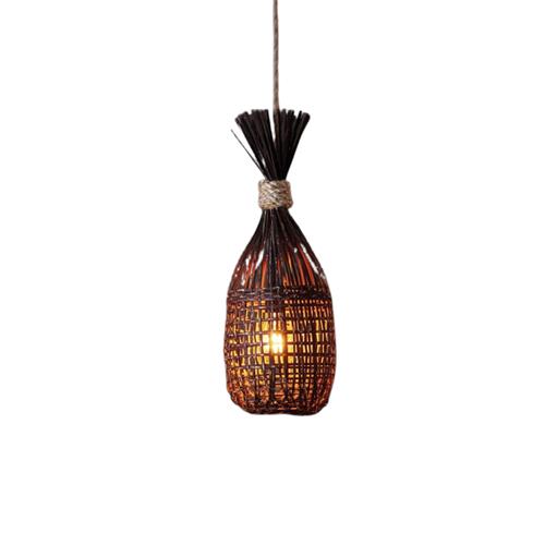 Wicker lantern pendant