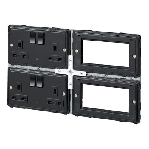 4G DP SWITCHSOCKET 8 MOD EURO